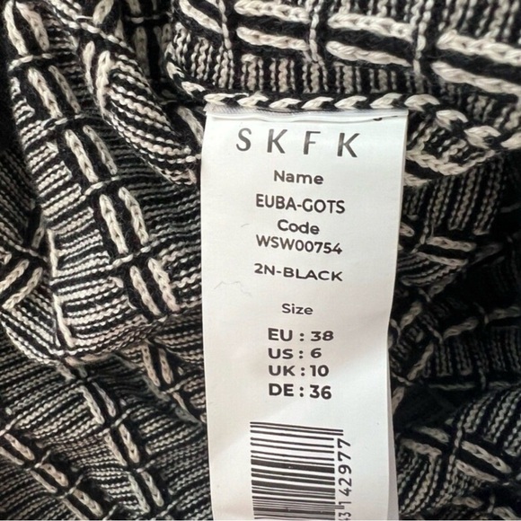 NWT SKFK Euba Sweater in black/ecru - Medium - $135 MSRP - Picture 7 of 7
